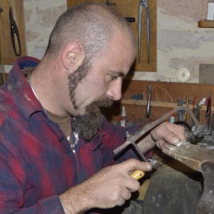 Franck Souville, aux forges d'Antan, coutelier d'Art